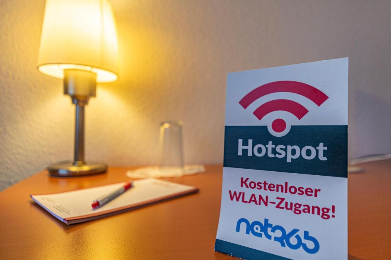 Hotel Rostock West Im "Kritzmow Park" Extérieur photo